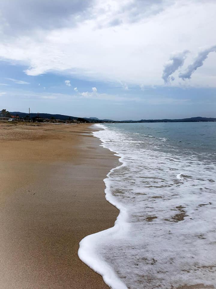 Kormoranos Beach Acharavi  Ngoại thất bức ảnh
