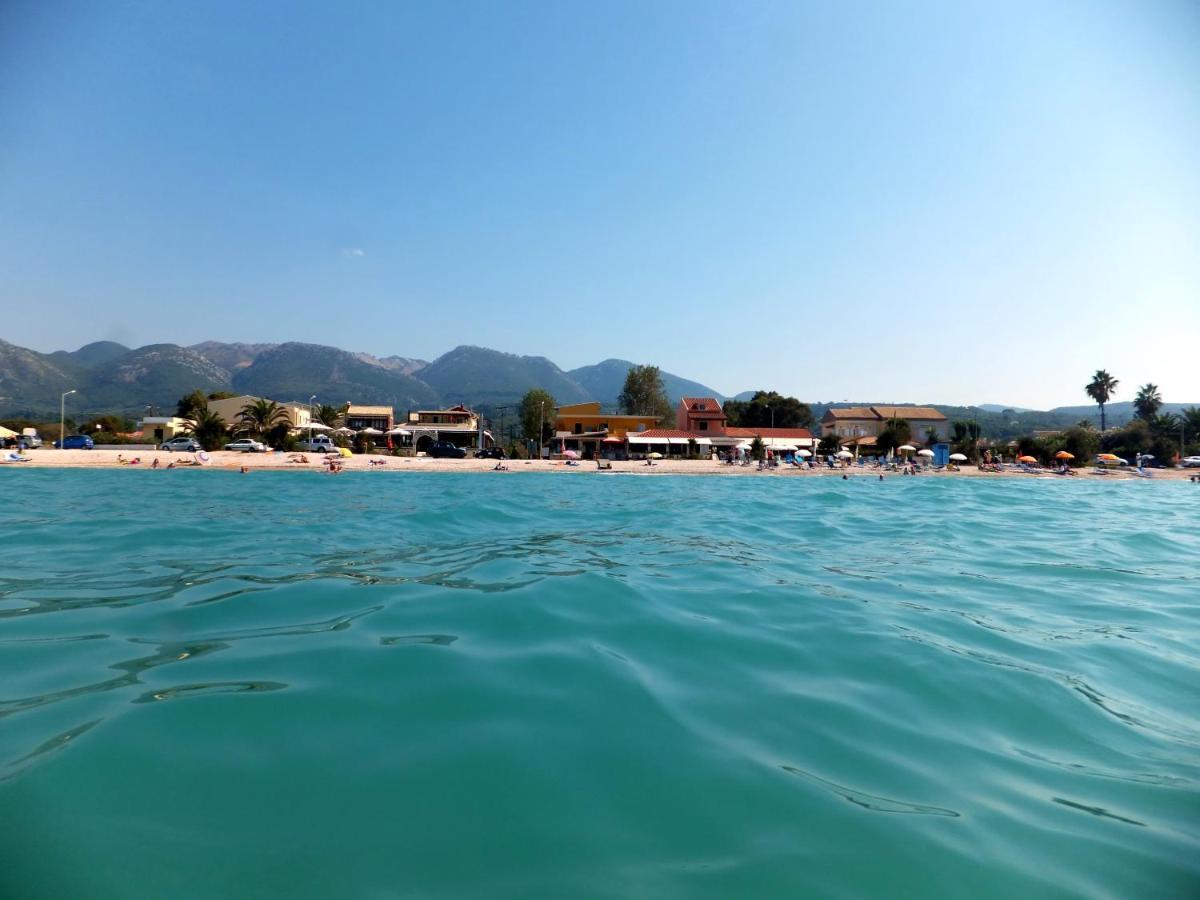 Kormoranos Beach Acharavi  Ngoại thất bức ảnh